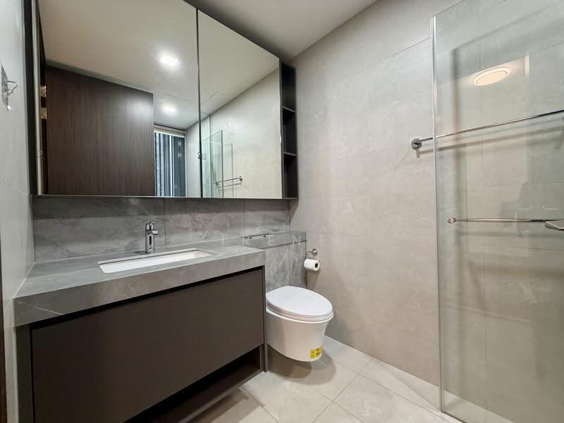 Parc Clematis, 8C Jalan Lempeng, Buona Vista / West Coast / Clementi New Town, 3 Bedrooms, 1,044 sqft, Condominium For Sale, by Irene See, 500261971 - Bathroom - PropertyGuru.com.sg