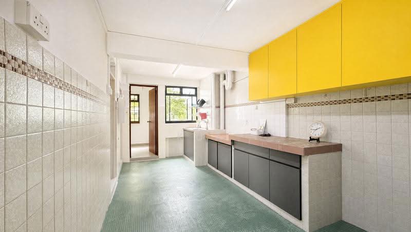 129 Kim Tian Road, 129 Kim Tian Road, Alexandra / Commonwealth, 3 Bedrooms, 947 sqft, HDB Flat For Sale, by Kua WanTing, 500261984 - Kitchen - PropertyGuru.com.sg