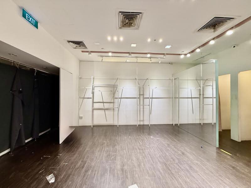 Prime Retail Space @ City Hall Vicinity | Excellent Frontage | Prime Location, City Hall / Clarke Quay, 524 sqft, Other Retail For Rent, by Sean Pang, 500261986 - Interior - CommercialGuru.com.sg