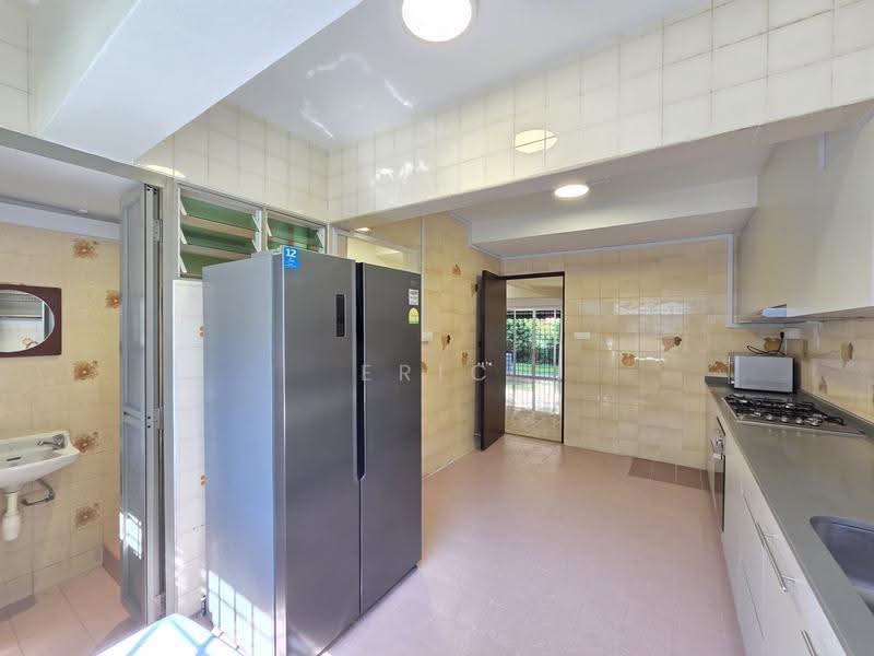 Chancery Court, 36A Dunearn Road, Newton / Novena, 4 Bedrooms, 2,271 sqft, Condominium For Rent, by Eric Gan, 500261994 - Kitchen - PropertyGuru.com.sg