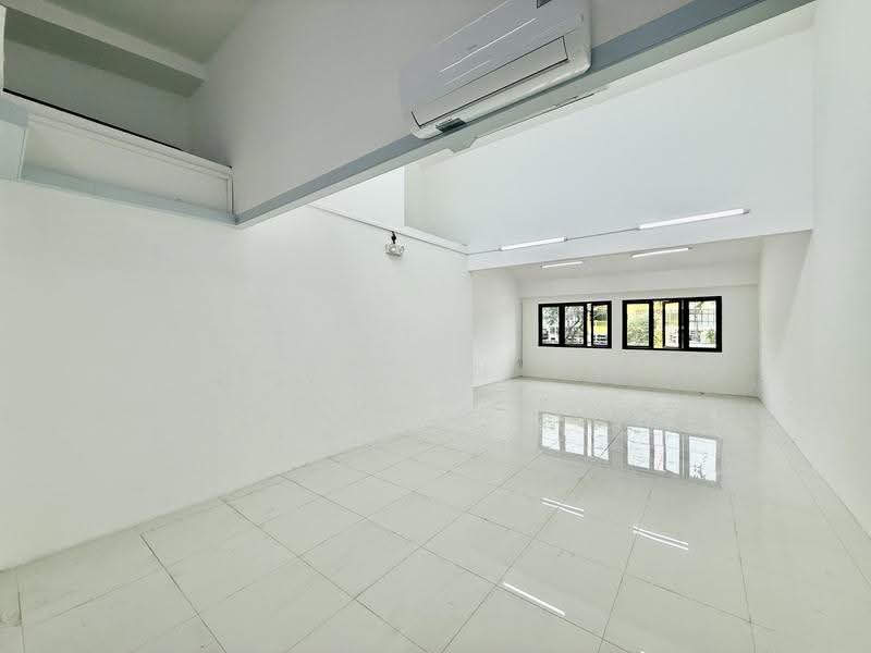 Shophouse Space @ Upper Thomson | Near MRT | Rarely Available | Great Catchment, Mandai / Upper Thomson, 1,600 sqft, Shop / Shophouse For Rent, by Sean Pang, 500261997 - Interior - CommercialGuru.com.sg