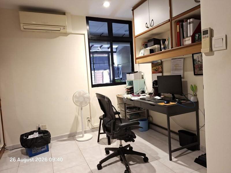 Canary Park, Jalan Simpang Bedok, Bedok / Upper East Coast, 3 Bedrooms, 3,170 sqft, Terraced House For Sale, by Alice Boey, 500262013 - Study - PropertyGuru.com.sg