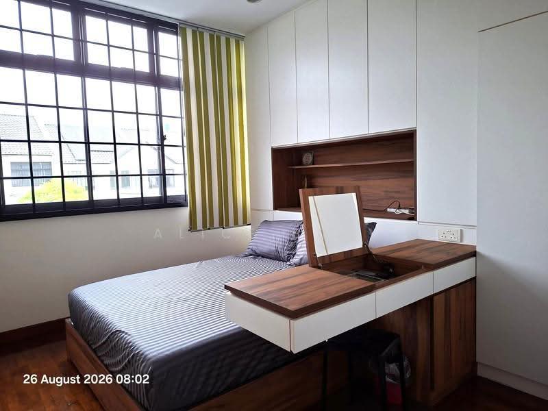 Canary Park, Jalan Simpang Bedok, Bedok / Upper East Coast, 3 Bedrooms, 3,170 sqft, Terraced House For Sale, by Alice Boey, 500262013 - Bedroom - PropertyGuru.com.sg