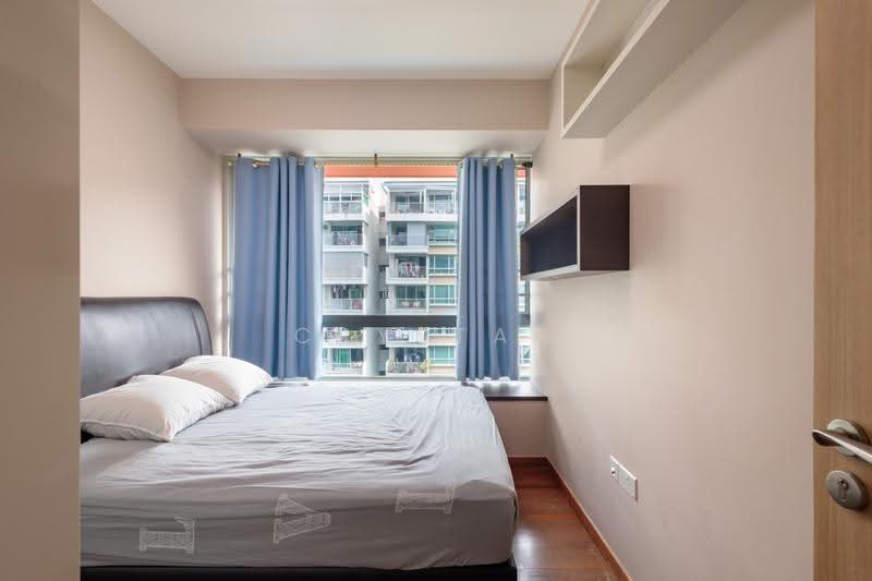 Caspian, 50 Lakeside Drive, Boon Lay / Jurong / Tuas, 3 Bedrooms, 1,238 sqft, Condominium For Rent, by Crystan Lim, 500262027 - Bedroom - PropertyGuru.com.sg