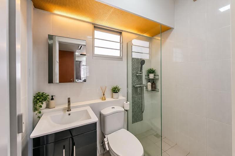 780C Woodlands Crescent, 780C Woodlands Crescent, Admiralty / Woodlands, 3 Bedrooms, 990 sqft, HDB Flat For Sale, by Selene Teh, 500262039 - Bathroom - PropertyGuru.com.sg