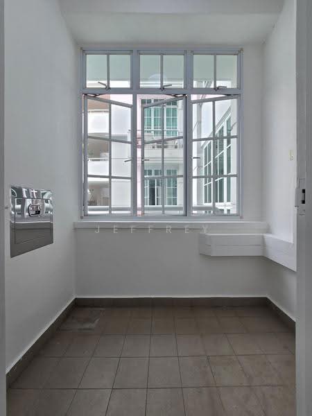 Eastwood Green, 10 Eastwood Road, Bedok / Upper East Coast, 2 Bedrooms, 1,012 sqft, Condominium For Sale, by Jeffrey Zeus, 500262049 - Interior - PropertyGuru.com.sg
