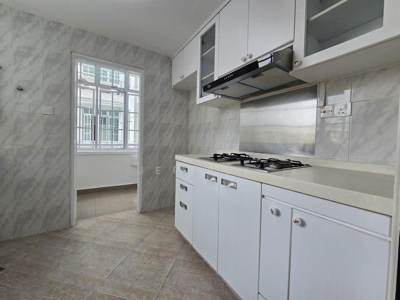 Eastwood Green, 10 Eastwood Road, Bedok / Upper East Coast, 2 Bedrooms, 1,012 sqft, Condominium For Sale, by Jeffrey Zeus, 500262049 - Kitchen - PropertyGuru.com.sg