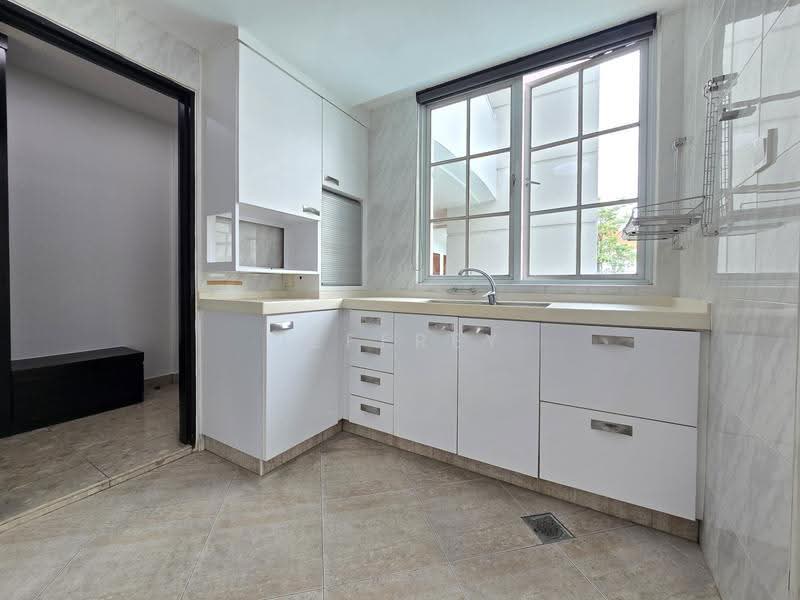 Eastwood Green, 10 Eastwood Road, Bedok / Upper East Coast, 2 Bedrooms, 1,012 sqft, Condominium For Sale, by Jeffrey Zeus, 500262049 - Kitchen - PropertyGuru.com.sg
