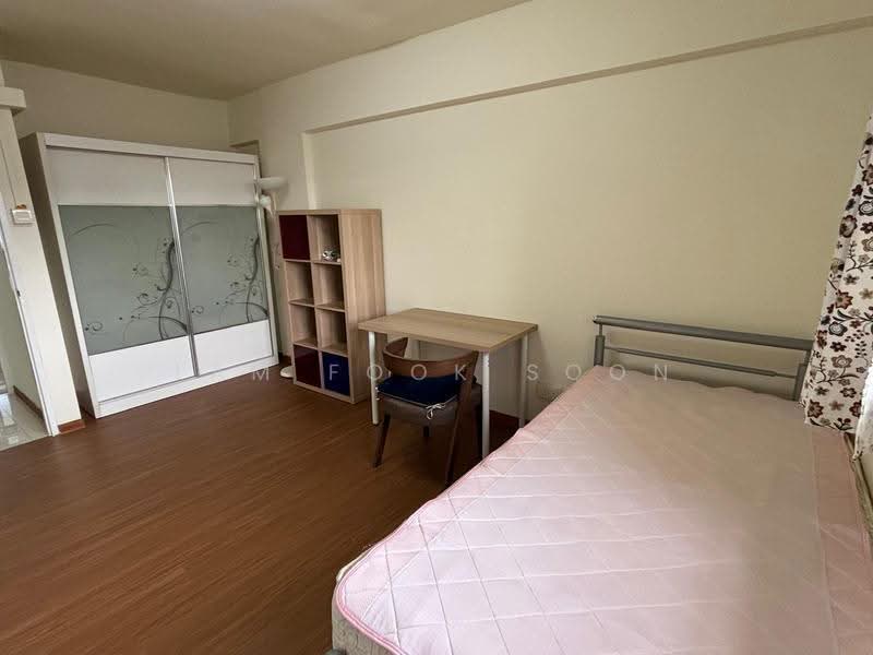 95 Bedok North Avenue 4, 95 Bedok North Avenue 4, Bedok / Upper East Coast, Room Rental, 100 sqft, HDB Flat For Rent, by Lam Fook Soon, 500262051 - Bedroom - PropertyGuru.com.sg