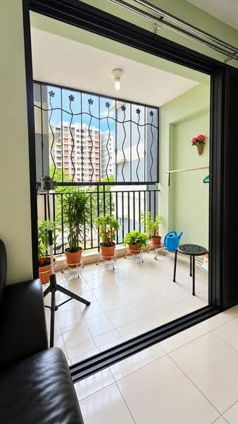 683C Woodlands Drive 62, 683C Woodlands Drive 62, Admiralty / Woodlands, 4 Bedrooms, 1,518 sqft, HDB Flat For Sale, by Jose Loh Zhenhao, 500262071 - Balcony - PropertyGuru.com.sg