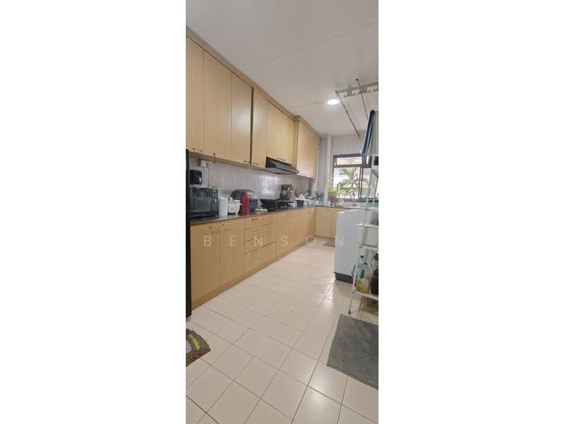 7 Pine Close, 7 Pine Close, Eunos / Geylang / Paya Lebar, 3 Bedrooms, 1,033 sqft, HDB Flat For Sale, by Benson Leow, 500262080 - Kitchen - PropertyGuru.com.sg