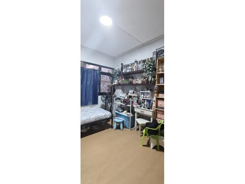 7 Pine Close, 7 Pine Close, Eunos / Geylang / Paya Lebar, 3 Bedrooms, 1,033 sqft, HDB Flat For Sale, by Benson Leow, 500262080 - Bedroom - PropertyGuru.com.sg
