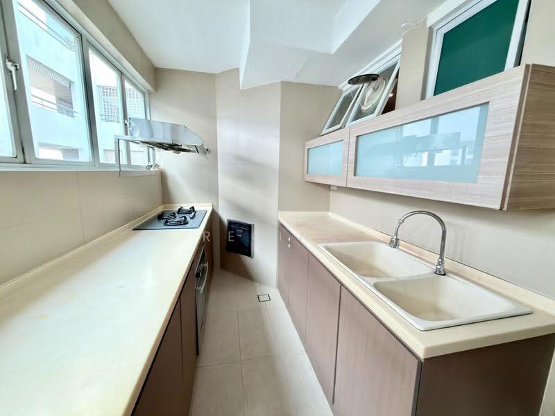 Bedok Court, 295 Bedok South Avenue 3, Bedok / Upper East Coast, 4 Bedrooms, 2,260 sqft, Condominium For Rent, by Regina Huang, 500262082 - PropertyGuru.com.sg