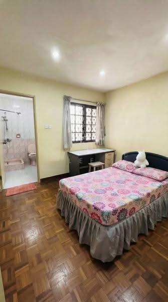 Yunnan Gardens, Yunnan Walk 1, Boon Lay / Jurong / Tuas, Room Rental, 300 sqft, Terraced House For Rent, by Lee Lay Ting, 500262086 - Bedroom - PropertyGuru.com.sg