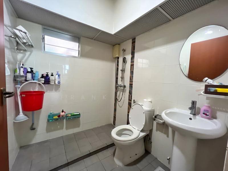 426B Yishun Avenue 11, 426B Yishun Avenue 11, Sembawang / Yishun, Room Rental, 120 sqft, HDB Flat For Rent, by Frank Choo, 500262088 - Bathroom - PropertyGuru.com.sg