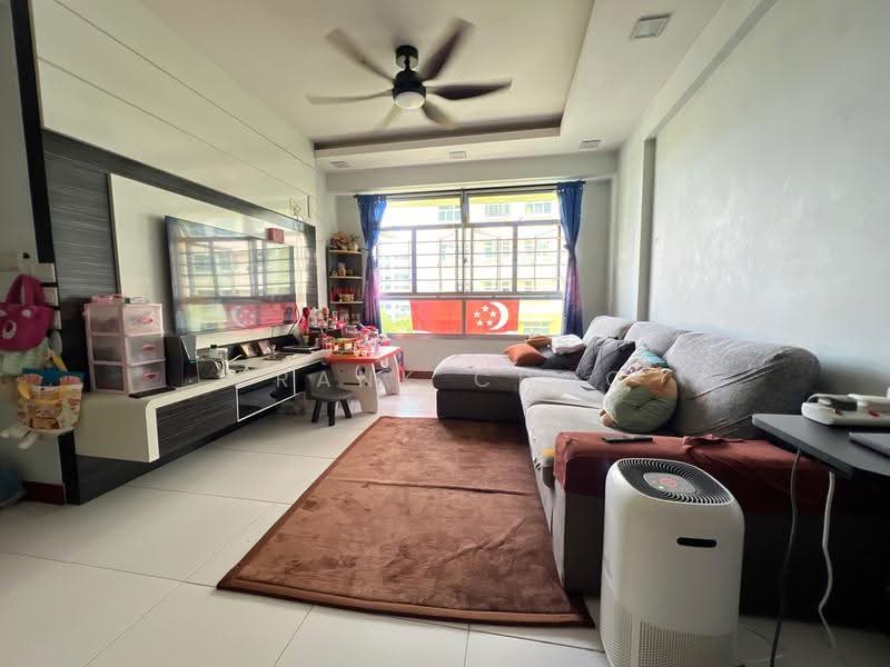 426B Yishun Avenue 11, 426B Yishun Avenue 11, Sembawang / Yishun, Room Rental, 120 sqft, HDB Flat For Rent, by Frank Choo, 500262088 - Living Room - PropertyGuru.com.sg