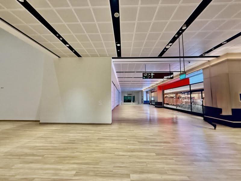 Rare High Ceiling Business Space @ Jurong East Area | Prime Location, Boon Lay / Jurong / Tuas, 10,000 sqft, Other Retail For Rent, by Sean Pang, 500262090 - Corridor - CommercialGuru.com.sg