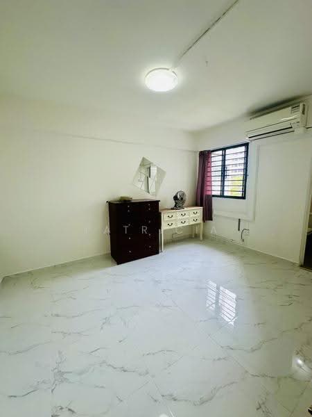 521 Jurong West Street 52, 521 Jurong West Street 52, Boon Lay / Jurong / Tuas, 1 Bedroom, 721 sqft, HDB Flat For Rent, by Patricia Koh, 500262099 - Bedroom - PropertyGuru.com.sg