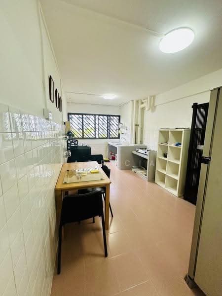 521 Jurong West Street 52, 521 Jurong West Street 52, Boon Lay / Jurong / Tuas, 1 Bedroom, 721 sqft, HDB Flat For Rent, by Patricia Koh, 500262099 - Kitchen - PropertyGuru.com.sg