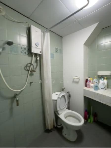 Ivory Heights, Jurong East Street 13, Boon Lay / Jurong / Tuas, 3 Bedrooms, 1,707 sqft, Condominium For Rent, by Grace Yow, 500262101 - Bathroom - PropertyGuru.com.sg