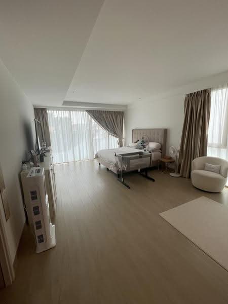 Seletar / Yio Chu Kang, Seletar / Yio Chu Kang, 7 Bedrooms, 805 sqft, Corner Terrace For Sale, by Tay Jocelyn, 500262130 - Bedroom - PropertyGuru.com.sg