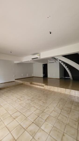 Duplex 1km ACS, SJI | 学区复式公寓 8321.8433, Newton / Novena, 4 Bedrooms, 2,270 sqft, Apartment For Rent, by Yee Wei Ng, 500262192 - Interior - PropertyGuru.com.sg