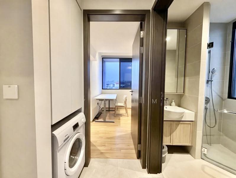 Atlassia, 40 Joo Chiat Place, East Coast / Marine Parade, 4 Bedrooms, 1,227 sqft, Condominium For Rent, by Kyean Lim, 500262199 - Bathroom - PropertyGuru.com.sg