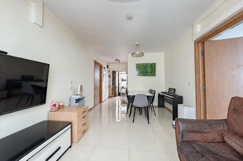 419A Northshore Drive, 419A Northshore Drive, Hougang / Punggol / Sengkang, 2 Bedrooms, 721 sqft, HDB Flat For Sale, by Evans Leong, 500262201 - Living Room - PropertyGuru.com.sg