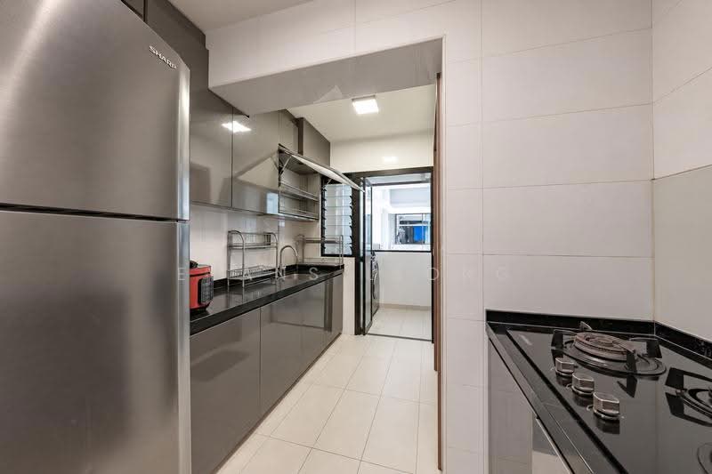 419A Northshore Drive, 419A Northshore Drive, Hougang / Punggol / Sengkang, 2 Bedrooms, 721 sqft, HDB Flat For Sale, by Evans Leong, 500262201 - Kitchen - PropertyGuru.com.sg