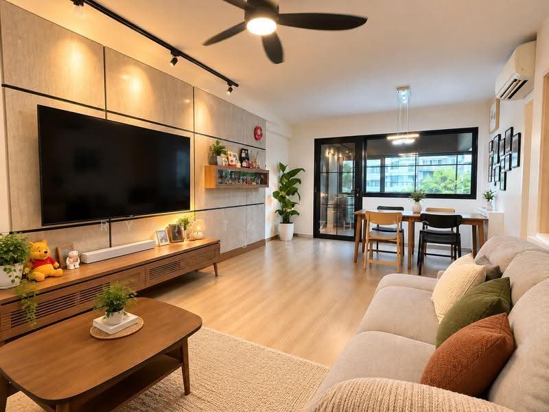 453B Fernvale Road, 453B Fernvale Road, Seletar / Yio Chu Kang, 3 Bedrooms, 990 sqft, HDB Flat For Sale, by Ryan Tan Zheng Jie, 500262204 - Living Room - PropertyGuru.com.sg