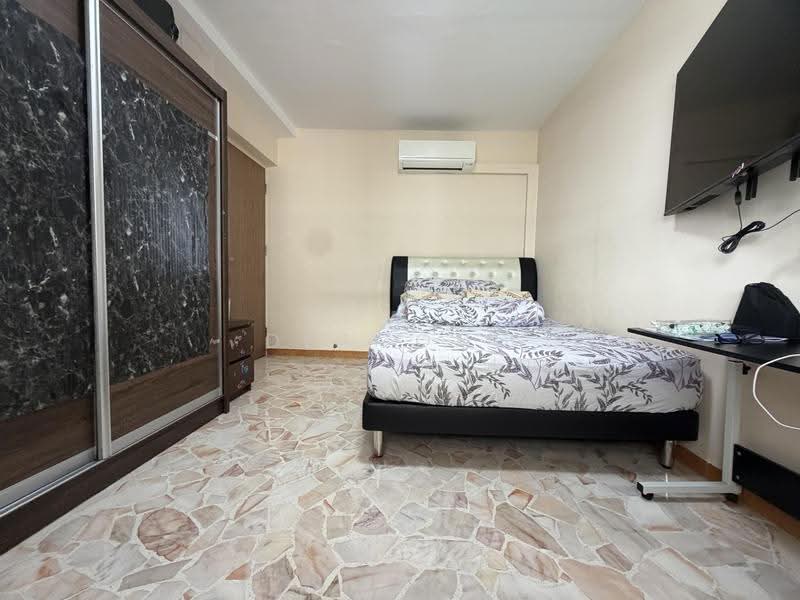 616 Bedok Reservoir Road, 616 Bedok Reservoir Road, Bedok / Upper East Coast, 2 Bedrooms, 732 sqft, HDB Flat For Sale, by Desmond Lee, 500262220 - PropertyGuru.com.sg