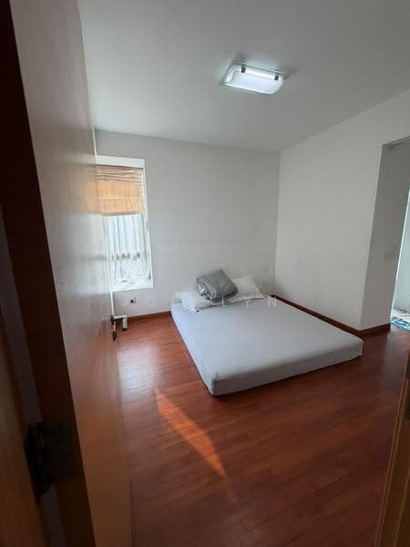 Casa Merah, 56 Tanah Merah Kechil Avenue, Bedok / Upper East Coast, 3 Bedrooms, 1,227 sqft, Condominium For Rent, by Jocelyn Wee, 500262224 - Bedroom - PropertyGuru.com.sg