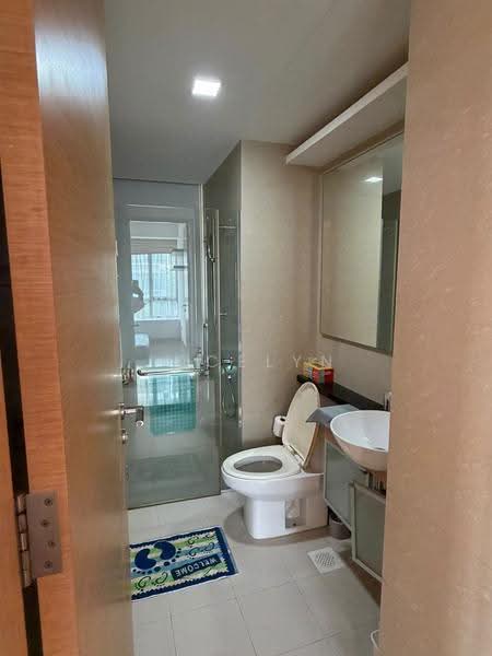 Casa Merah, 56 Tanah Merah Kechil Avenue, Bedok / Upper East Coast, 3 Bedrooms, 1,227 sqft, Condominium For Rent, by Jocelyn Wee, 500262224 - Bathroom - PropertyGuru.com.sg