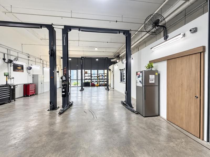 REVV, 1 Corporation Drive, Boon Lay / Jurong / Tuas, 1,755 sqft, Factory / Workshop (B2) For Sale, by Javier Ng 黄允健, 500262225 - Interior - CommercialGuru.com.sg