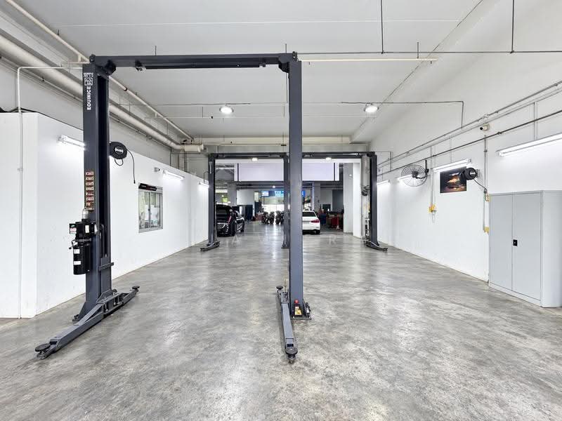 REVV, 1 Corporation Drive, Boon Lay / Jurong / Tuas, 1,755 sqft, Factory / Workshop (B2) For Sale, by Javier Ng 黄允健, 500262225 - Interior - CommercialGuru.com.sg