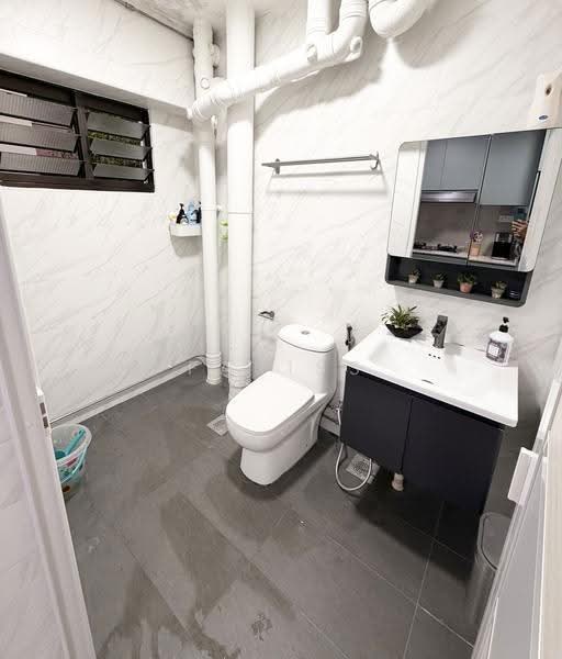 682C Jurong West Central 1, 682C Jurong West Central 1, Boon Lay / Jurong / Tuas, 3 Bedrooms, 1,227 sqft, HDB Flat For Sale, by Fariss Haiqel, 500262243 - Bathroom - PropertyGuru.com.sg