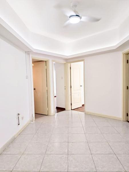 West Bay Condo, 56 West Coast Crescent, Buona Vista / West Coast / Clementi New Town, 3 Bedrooms, 1,216 sqft, Condominium For Sale, by Francis Tay, 500262249 - PropertyGuru.com.sg