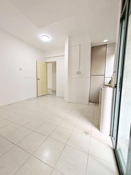 West Bay Condo, 56 West Coast Crescent, Buona Vista / West Coast / Clementi New Town, 3 Bedrooms, 1,216 sqft, Condominium For Sale, by Francis Tay, 500262249 - PropertyGuru.com.sg