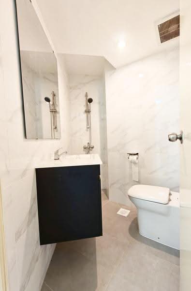 West Bay Condo, 56 West Coast Crescent, Buona Vista / West Coast / Clementi New Town, 3 Bedrooms, 1,216 sqft, Condominium For Sale, by Francis Tay, 500262249 - PropertyGuru.com.sg