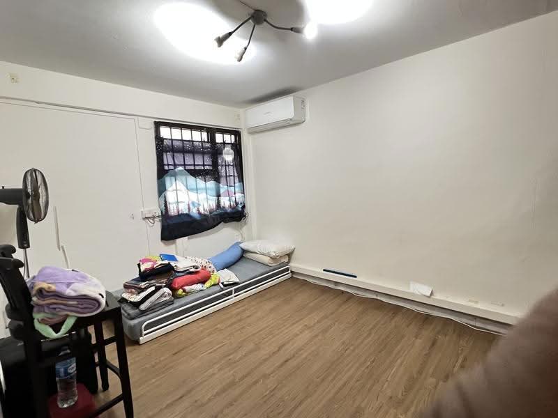 12 Lorong 7 Toa Payoh, 12 Lorong 7 Toa Payoh, Balestier / Toa Payoh, 2 Bedrooms, 710 sqft, HDB Flat For Sale, by Sui Calie, 500262255 - Bedroom - PropertyGuru.com.sg