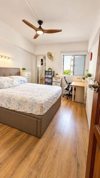 209 Ang Mo Kio Avenue 3, 209 Ang Mo Kio Avenue 3, Ang Mo Kio / Bishan / Thomson, 3 Bedrooms, 979 sqft, HDB Flat For Sale, by James Yeo, 500262262 - Bedroom - PropertyGuru.com.sg