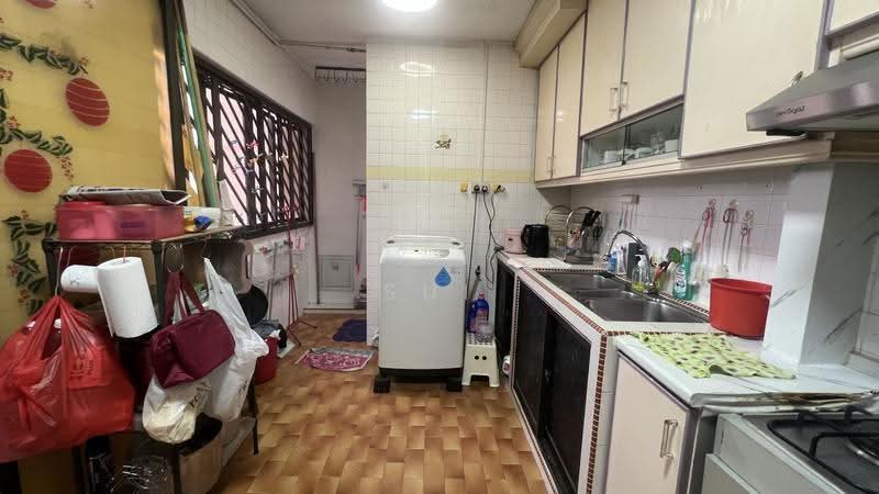 641 Rowell Road, 641 Rowell Road, Farrer Park / Serangoon Rd, 3 Bedrooms, 1,162 sqft, HDB Flat For Sale, by Sui Calie, 500262263 - Kitchen - PropertyGuru.com.sg