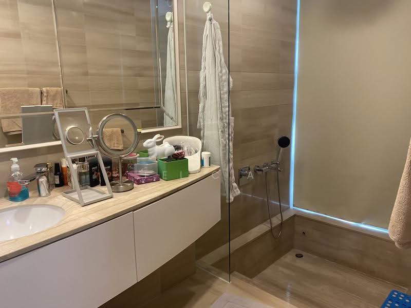 The Trillium, 112 Kim Seng Road, Orchard / River Valley, 4 Bedrooms, 2,218 sqft, Condominium For Sale, by Felicia Chang, 500262266 - Bathroom - PropertyGuru.com.sg