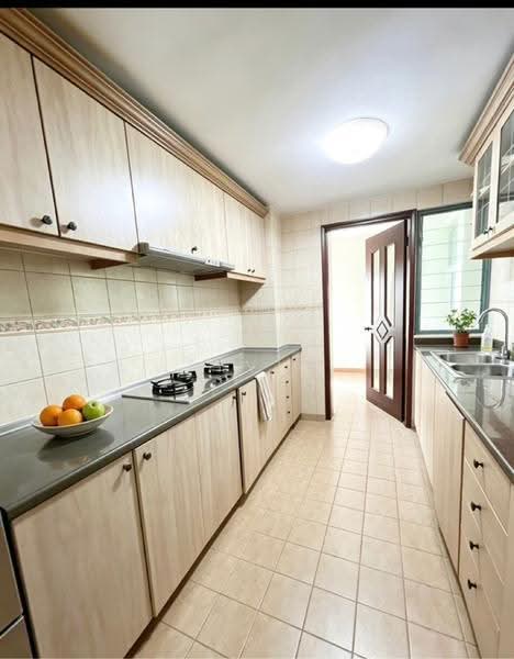 Stratford Court, 41A Bedok Ria Crescent, Bedok / Upper East Coast, 3 Bedrooms, 1,346 sqft, Condominium For Sale, by Alvin Lim, 500262271 - PropertyGuru.com.sg
