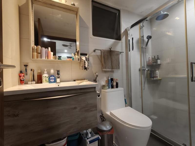 1 Canberra, 7 Canberra Drive, Sembawang / Yishun, 3 Bedrooms, 1,055 sqft, Condominium For Sale, by Lorna Tan, 500262272 - Bathroom - PropertyGuru.com.sg