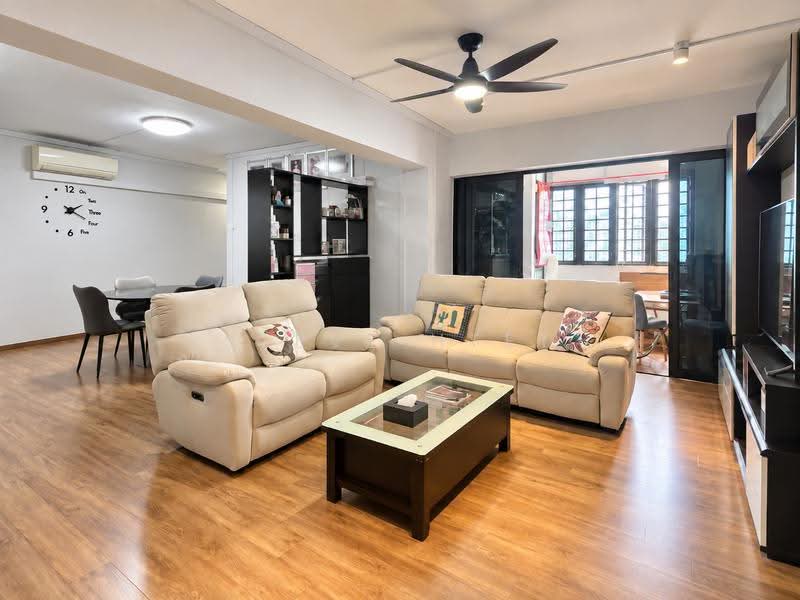 669C Jurong West Street 64, 669C Jurong West Street 64, Boon Lay / Jurong / Tuas, 4 Bedrooms, 1,399 sqft, HDB Flat For Sale, by Steve Htet, 500262273 - Living Room - PropertyGuru.com.sg