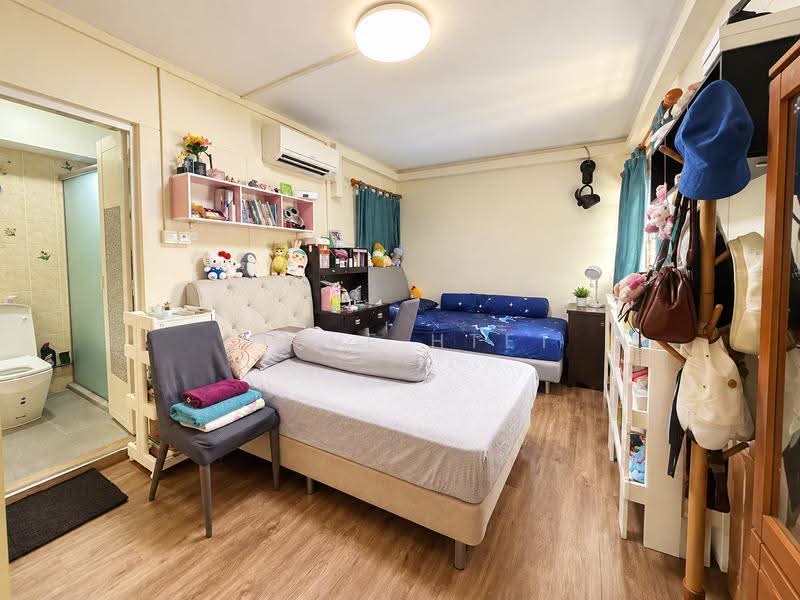 669C Jurong West Street 64, 669C Jurong West Street 64, Boon Lay / Jurong / Tuas, 4 Bedrooms, 1,399 sqft, HDB Flat For Sale, by Steve Htet, 500262273 - Bedroom - PropertyGuru.com.sg