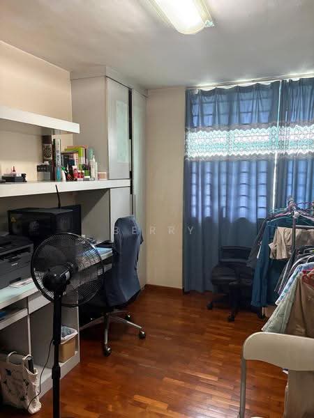 688D Woodlands Drive 75, 688D Woodlands Drive 75, Admiralty / Woodlands, 3 Bedrooms, 1,184 sqft, HDB Flat For Sale, by Berry Tjhin, 500262274 - Study - PropertyGuru.com.sg