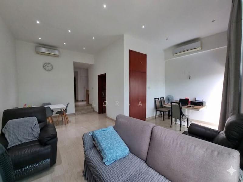 Hazel Park Condo, 15 Hazel Park Condo, Dairy Farm / Bukit Panjang / Choa Chu Kang, 2 Bedrooms, 1,012 sqft, Condominium For Sale, by Lorna Tan, 500262277 - Living Room - PropertyGuru.com.sg