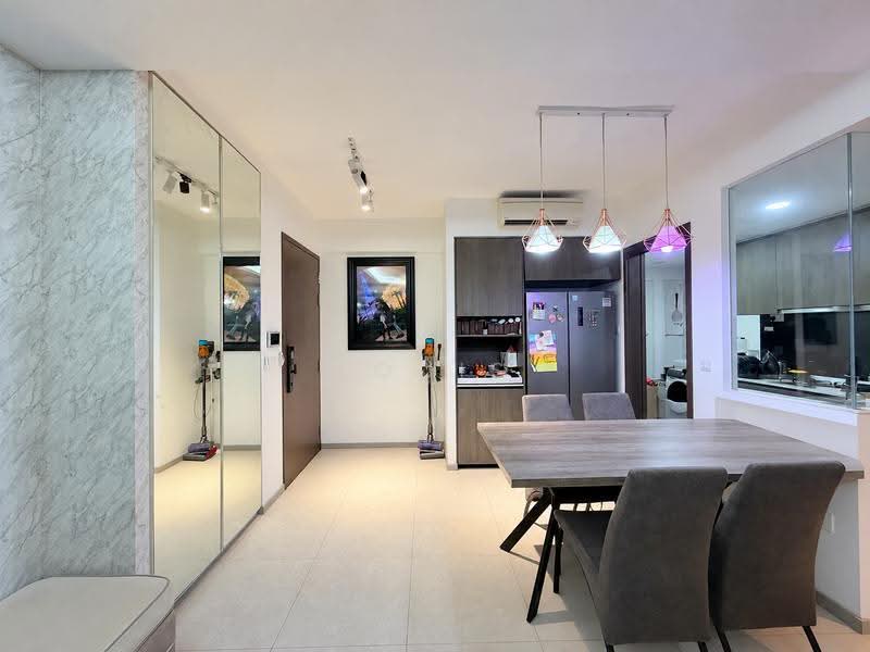 iNz Residence, 74 Choa Chu Kang Avenue 5, Dairy Farm / Bukit Panjang / Choa Chu Kang, 3 Bedrooms, 1,044 sqft, Condominium For Sale, by Louis Koh, 500262280 - Dining Room - PropertyGuru.com.sg